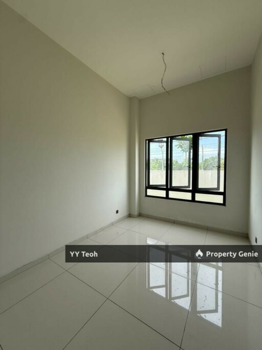 8 Residence Padang Temu 2.5 Storey Superlink