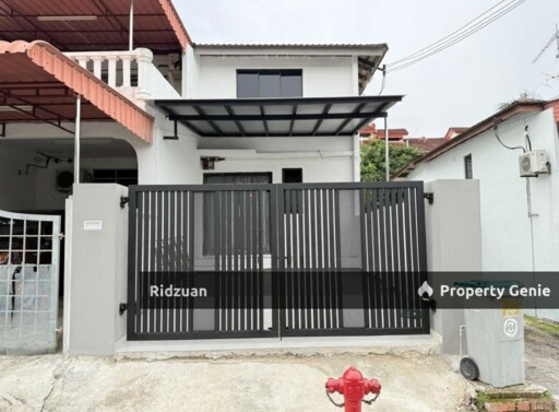Double Storey Low Cost, Taman Desa Jaya,Johor Bahru