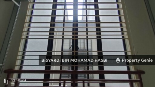 Corner Lot, Double Storey House, Jalan Jeriji (Greenlane) Bukit Jelutong, Shah Alam.