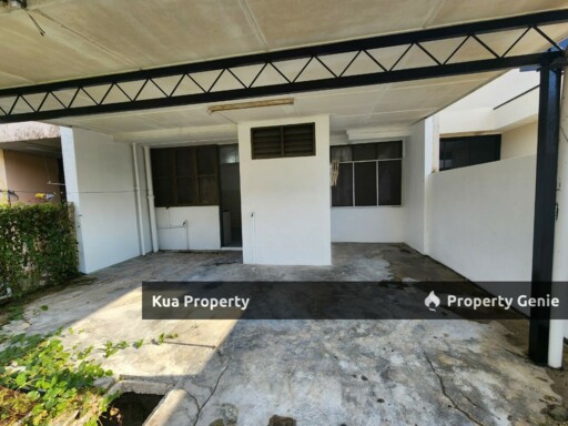 Double Storey Terrace Intermediate House at BDC near Saradise
