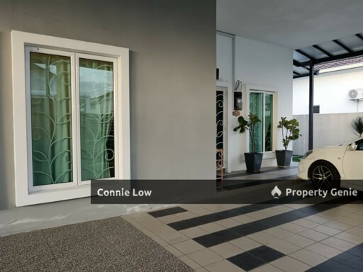 Good Condition Single Storey Corner Bungalow for Sale in Pusing Perak
