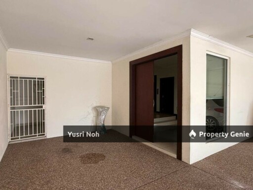 3.5 STOREY SEMI DETACHED BEVERLY HEIGHTS, AMPANG