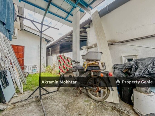 Fully Renovated & Fully Extended | Semi D Single Storey Taman Indah Puteri, Sepang.