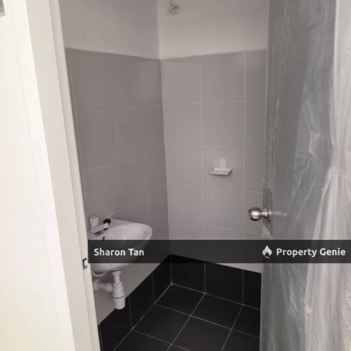 New Pangsapuri Flora Indah 3 Bedroom Austin, Dato Onn, Eco Wolrd