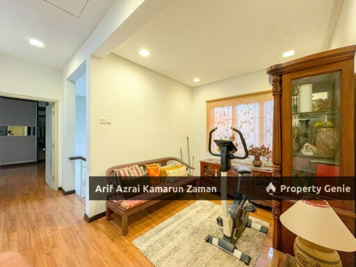 [For Sale] Double Storey Semi-Detached House, Anjung Suasana Bandar Seri Putra, Bangi | 5R5B | RM900,000