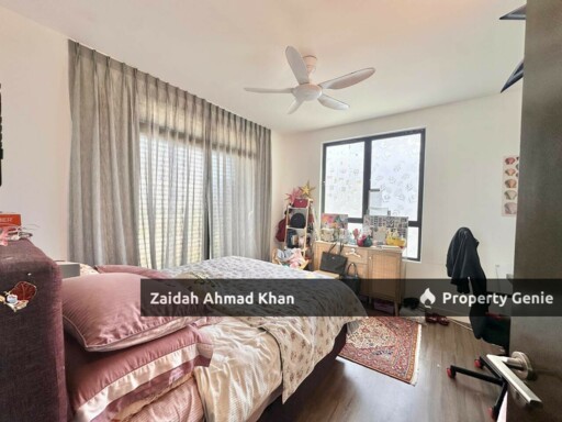 THE MULIA RESIDENCES CYBERJAYA 3 STOREY TERRACE  ENDLOT with Land