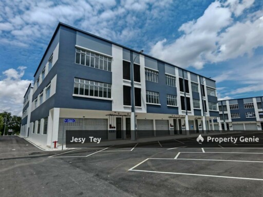 Vervo City, Jalan Kiambang 10, 14 & 15, Kulai - 3-storey shoplots