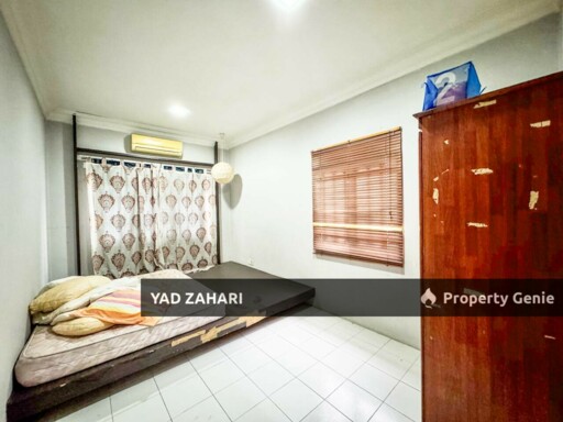 Nusa Subang, Subang | 2-Storey Terrace 4 Bedrooms | RM750K - Endlot, Kitchen Extended & Renovated