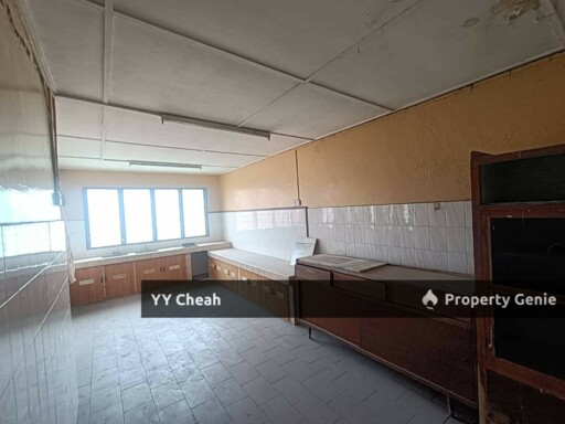 Gopeng Shop Lot for Sale - Jalan Eu Kong Freehold 22x70
