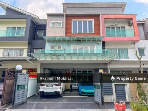 Fully Renovated & Nice ID | 2.5 Storey Superlink Taman Suria Tropika, Seri Kembangan