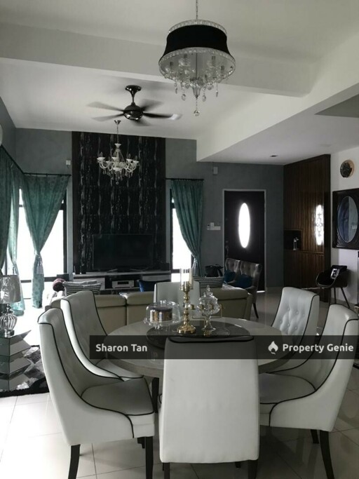 3 Storey Cluster House Taman Mutiara Mas Skudai Leasehold Negotiable Unblocked View Skudai Prime Area 5 min to Lotus near Mydin Aeon Hospital School