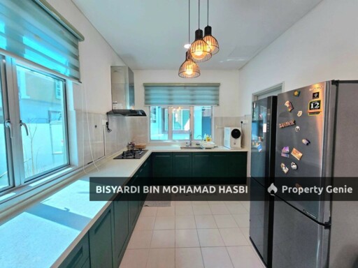 End Lot Partially Furnished Double Storey Desa Mayang Sari, Nilai