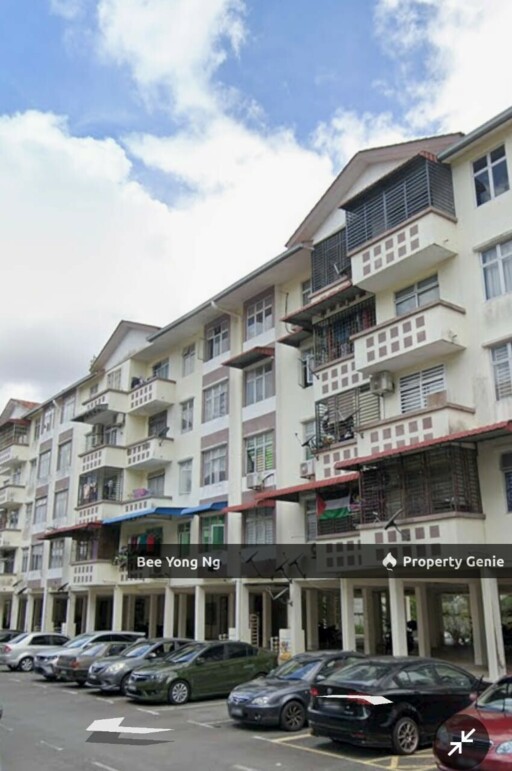 Mutiara Mas Apartment @ Mutiara Rini  Lower Floor Good Condition