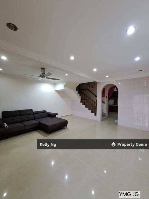Double Sty Renovated House At Klang Utama For Rent