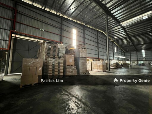 Factory / Warehouse For Rent @ Taman Perindustrian Krubong