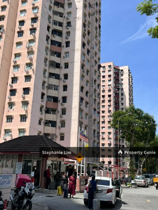 Mewah Court
