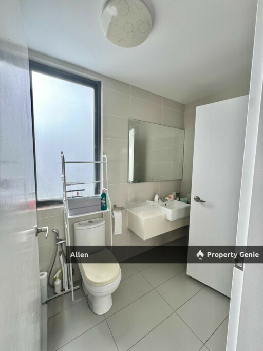 Sunway Citrine Lakehomes Double Storey Terrace — Vacant Mid-June
