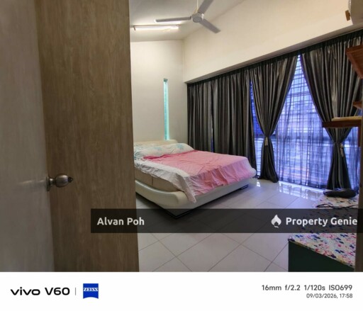 Freehold Double Storey Endlot With Fully Furnished