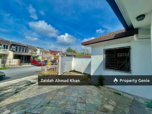 Double Storey SS 19 Subang Jaya Corner Lot Extended Hot Area For Sale