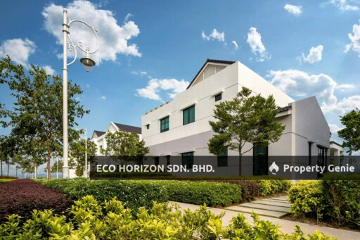 Ashton, Eco Horizon