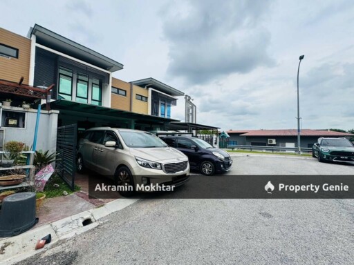 Renovated | Double Storey Superlink Akasia U12 Cahaya Alam Shah Alam Selangor