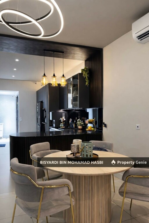Full Renovated & Kitchen Extended Double Storey Superlink House @ Elmina Valley 5, Denai Alam, Shah Alam.