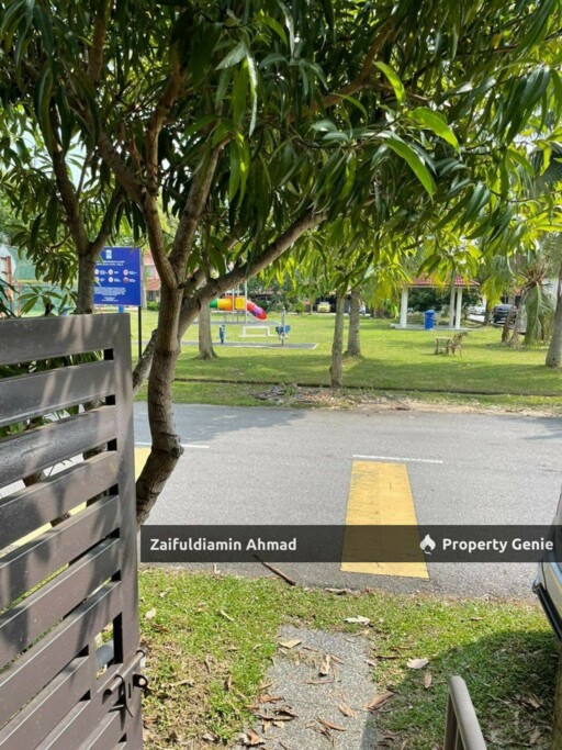 Spacious Corner Lot Semi-Detached Home in Bangi