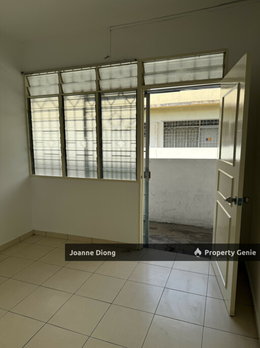 Mentari Court Block E