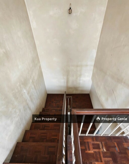 Double Storey Terrace Corner House Located at Jalan Arang