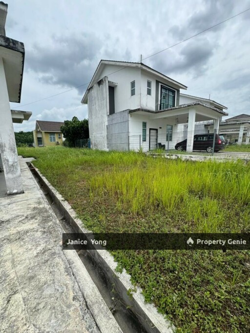 Eroca Hills Kulai Zero Lot Bungalow House