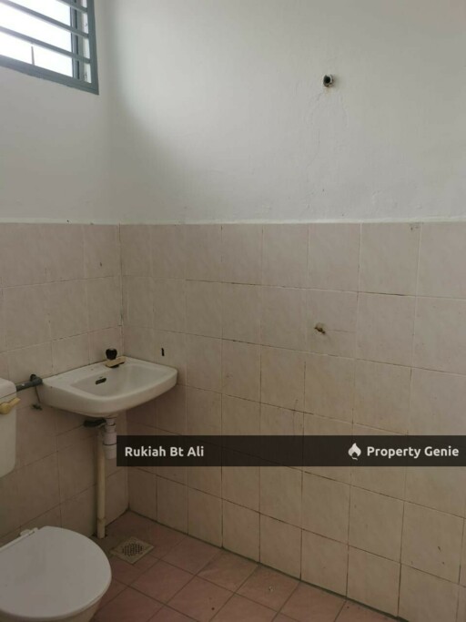 SIngle Storey Taman Kerisi near Seremban 2