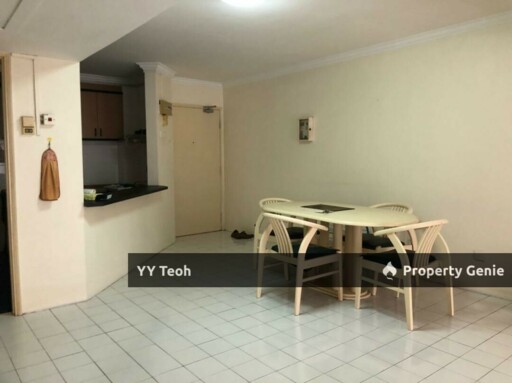 Garden City Diamond Tower 2R Unit