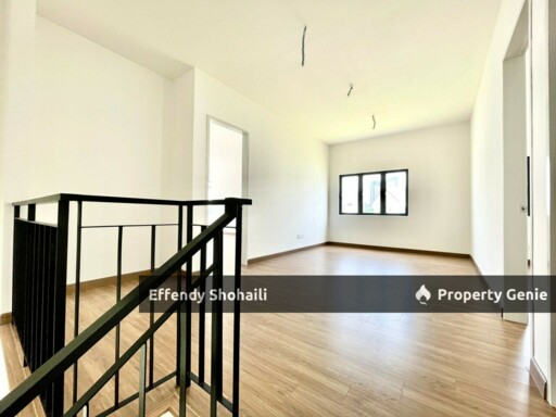 SEJATI LAKESIDE CYBERJAYA CORNER LOT