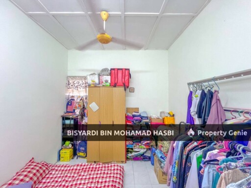RENOVATED TOWNHOUSE (Upper Floor) TAMAN SAGA, AMPANG .