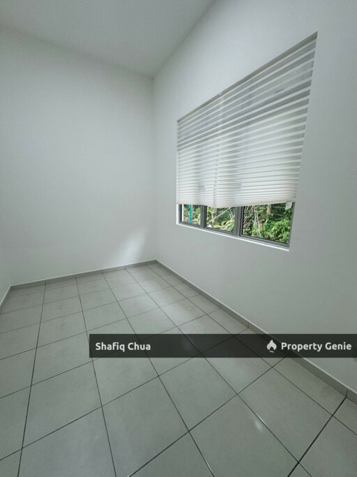 Rumah Semi D Bata Merah Baru Taman Desa Idaman, Olak Lempit, Banting