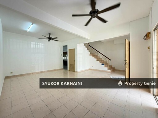 Double Storey Superlink Lorong Az Zaharah, Puncak Alam