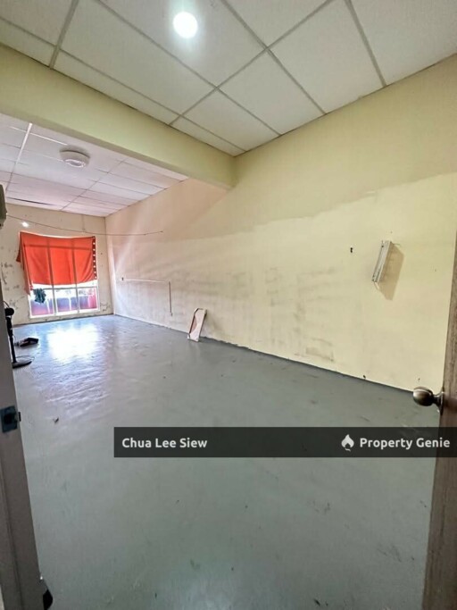 Double Storey Shoplot for Sale at Pekan Nanas, Taman Emas Merah