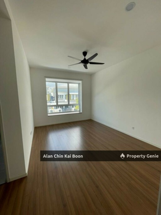 Nara Gamuda Gardens 2 storey terrace for sale