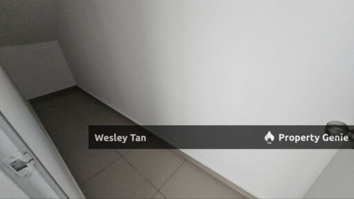 New Cheng 2 Storey Terrace Gated Community 20x70 Freehold 4rooms Bare