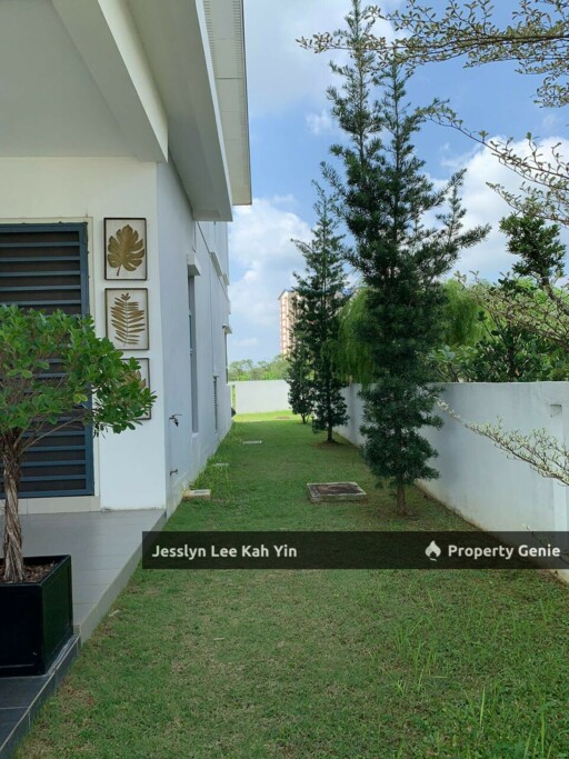 Frangipanni Villas, Kota Seriemas Nilai