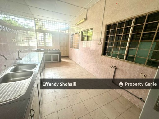 SHAH ALAM SEKSYEN 9 SEMI D