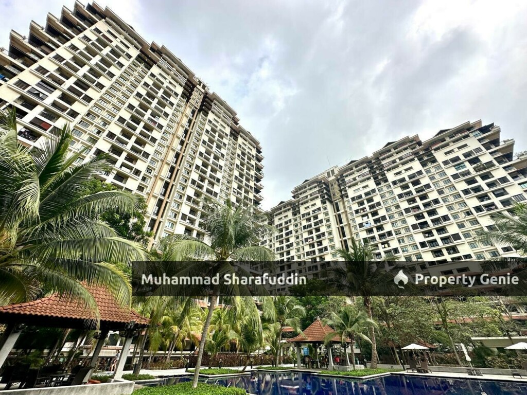 CORNERLOT ARMANEE CONDOMINIUM (DUPLEX CONDO) DAMANSARA DAMAI PETALING JAYA