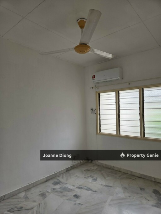USJ 20 Double Storey House