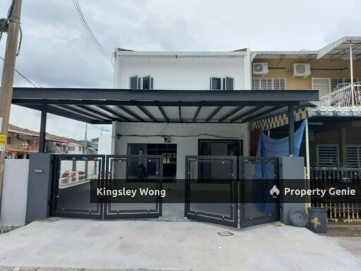 Gunung Rapat Wira Jaya Double Storey Corner House 40x75 New Renovated