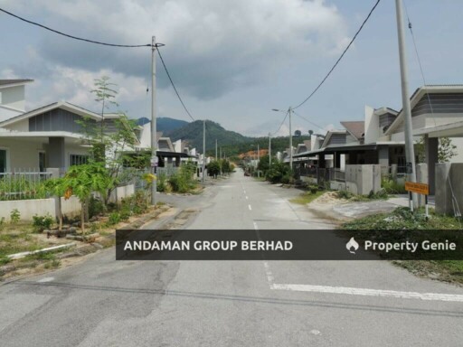 Westlake Sungai Siput