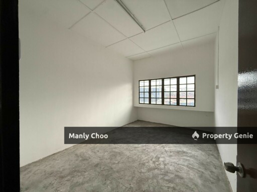HOT AREA PARTITION 1st Floor Shoplot Taman Seri Duyong FACE MAIN ROAD