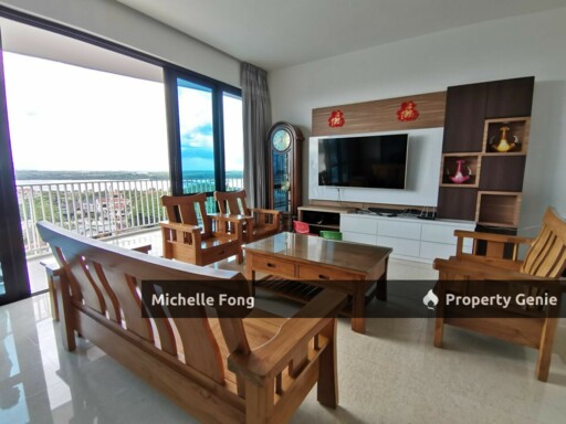 Straits View 18 Condominium @ Bukit Serena / Penthouse / Corner Lot / Seaview Unit