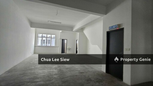 Shoplot (2nd floor) for RENT at Jln Kota Putri