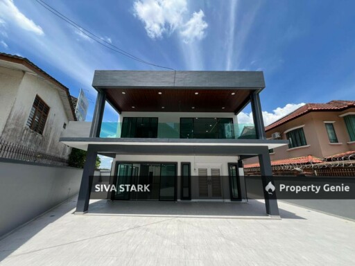 jalan angsana , Taman Kebun Teh , 80250 Johor Bahru