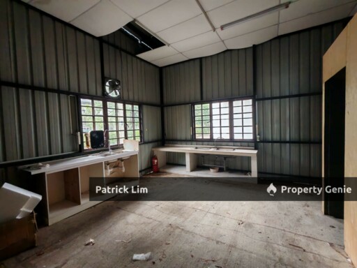 Taman Kota Syahbandar Melaka (Ground Floor, End Lot) of 3 Storey Shoplot (For Rent)